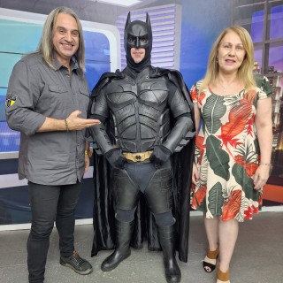 Convidado do Programa Casal 20 - Paulo que faz o cosplay do Batman